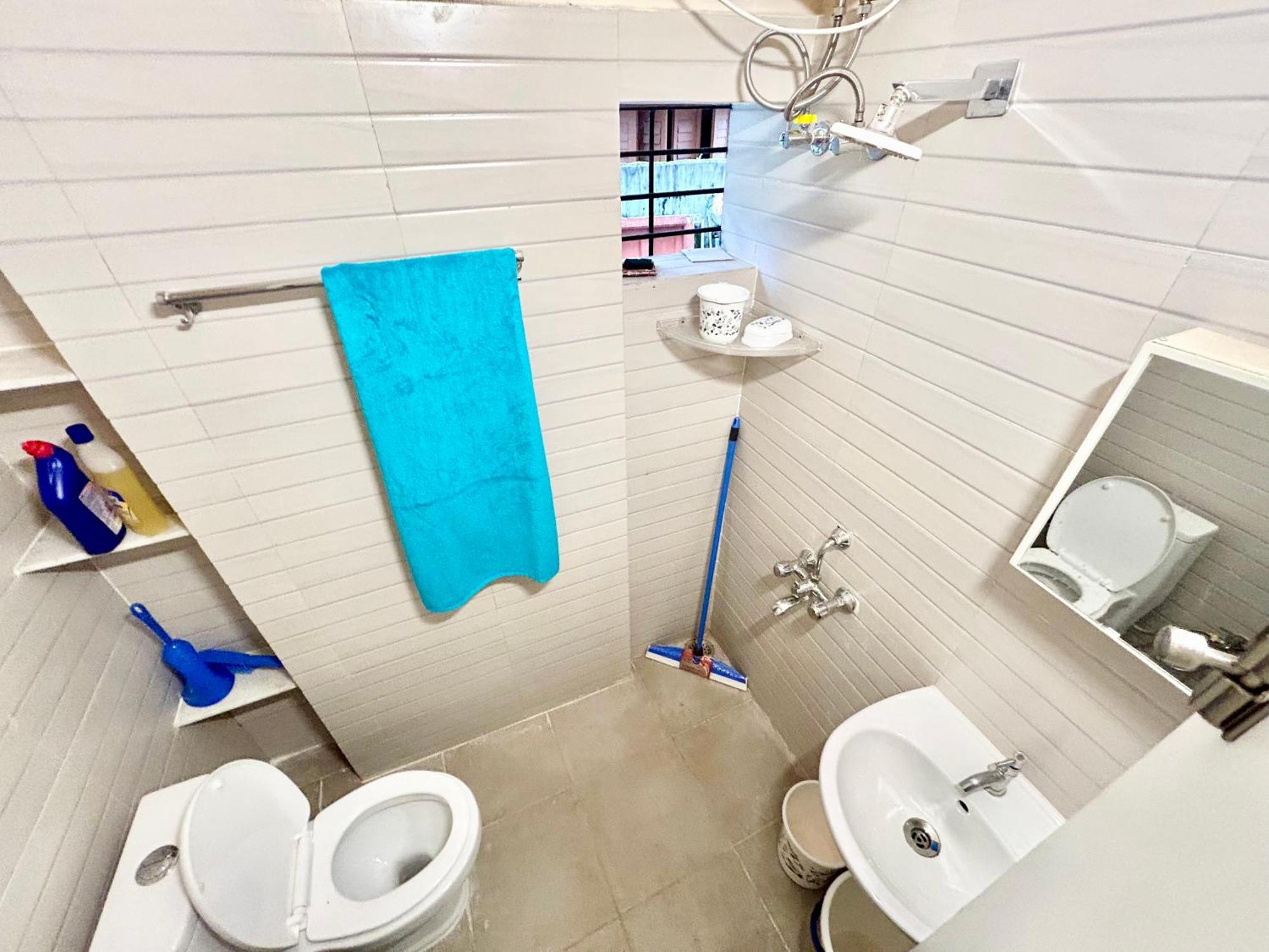 Cozy 2Bhk Apt Near Ruby Hospital & Em Bypass Kalkuta Zewnętrze zdjęcie